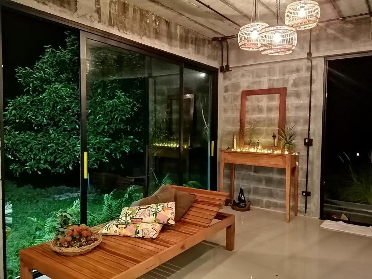 The Box Promkiri Apartment Nakhon Si Thammarat Bagian luar foto