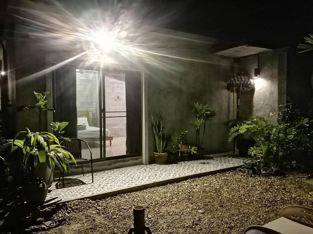 The Box Promkiri Apartment Nakhon Si Thammarat Bagian luar foto