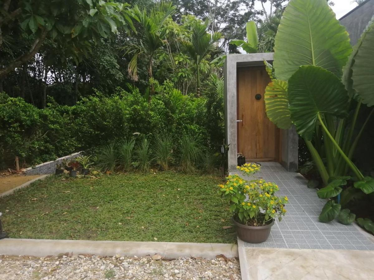 The Box Promkiri Apartment Nakhon Si Thammarat Bagian luar foto