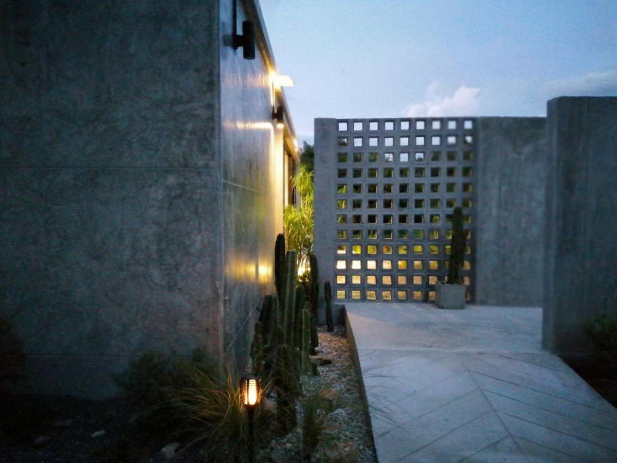 The Box Promkiri Apartment Nakhon Si Thammarat Bagian luar foto