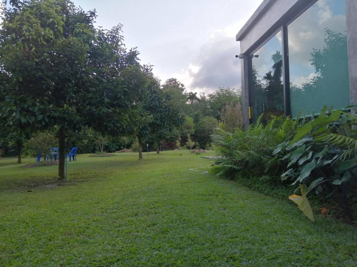 The Box Promkiri Apartment Nakhon Si Thammarat Bagian luar foto