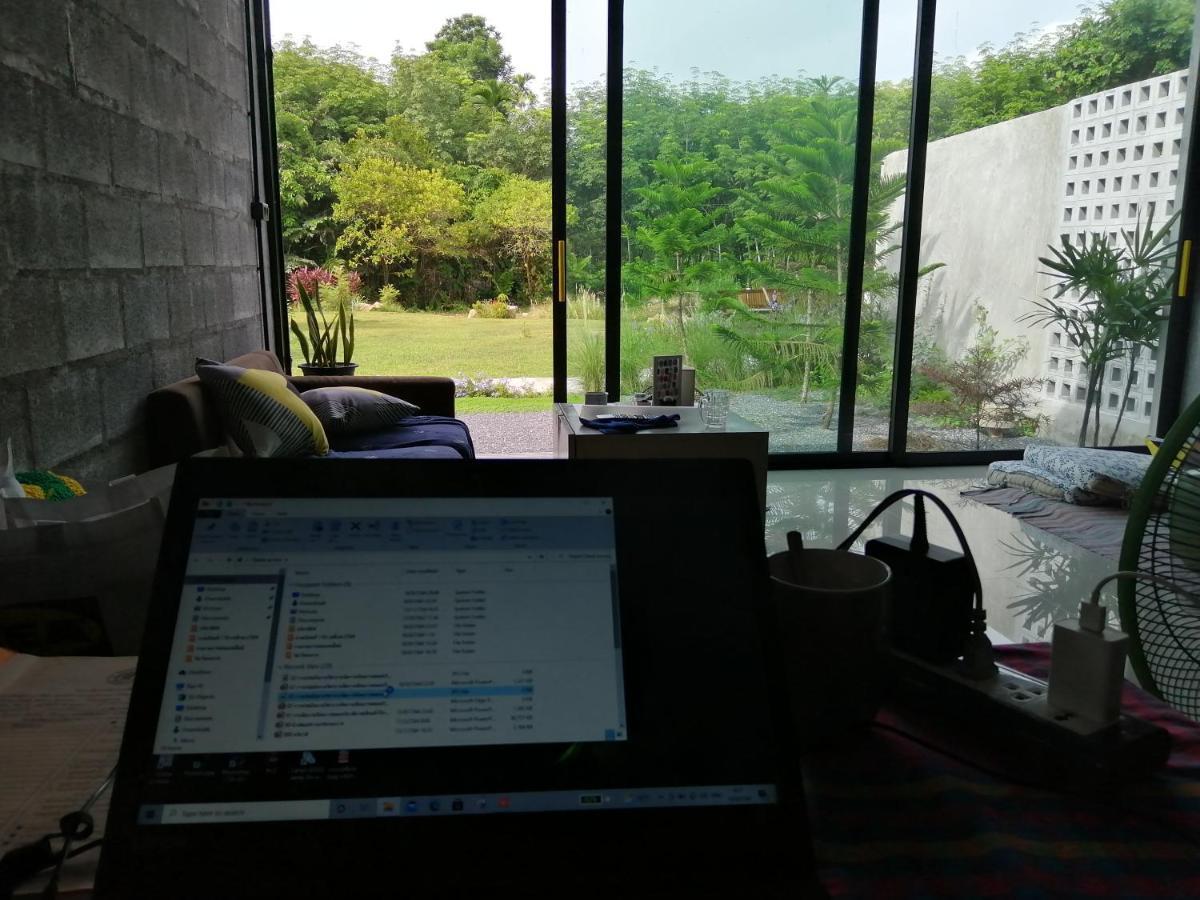 The Box Promkiri Apartment Nakhon Si Thammarat Bagian luar foto