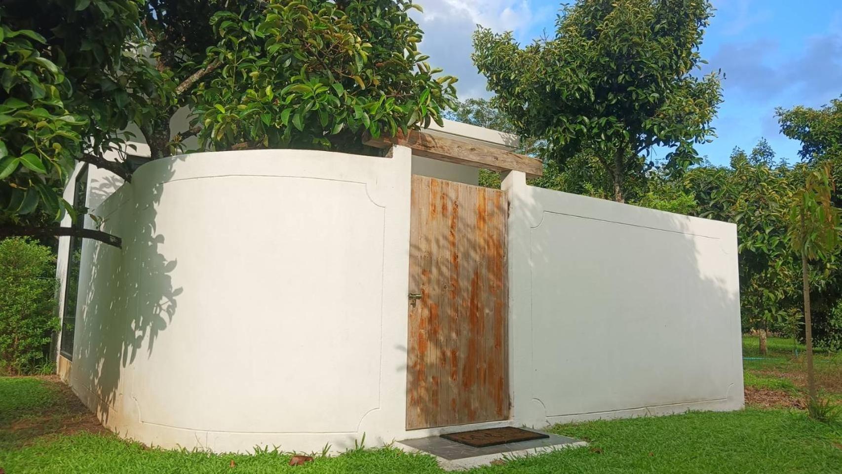 The Box Promkiri Apartment Nakhon Si Thammarat Bagian luar foto